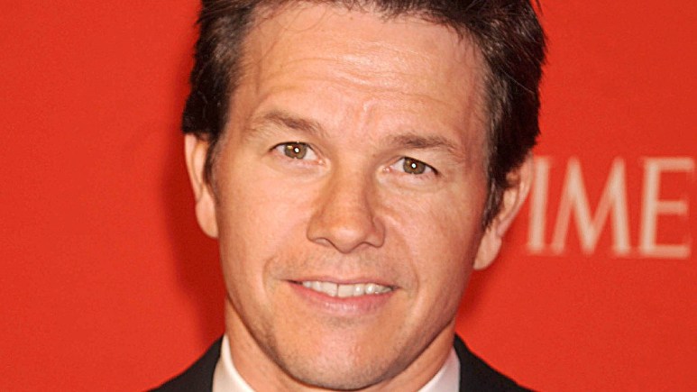 Mark Wahlberg and wife enjoy Barbados despite bad sunburn